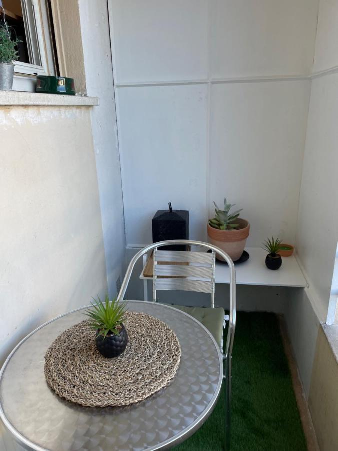 Grand Studio 7 Minutes De La Plage Et Climatise Sur Juan Les Pins Антиб Екстериор снимка
