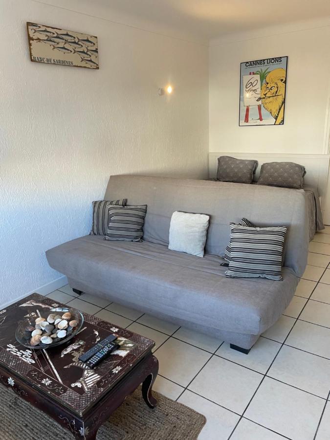 Grand Studio 7 Minutes De La Plage Et Climatise Sur Juan Les Pins Антиб Екстериор снимка