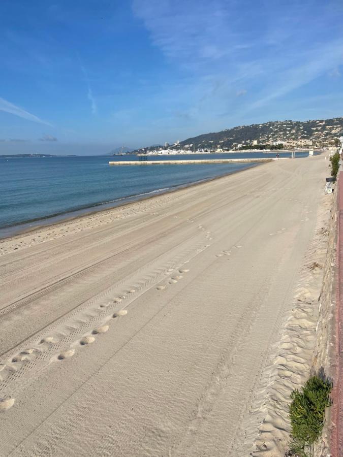 Grand Studio 7 Minutes De La Plage Et Climatise Sur Juan Les Pins Антиб Екстериор снимка